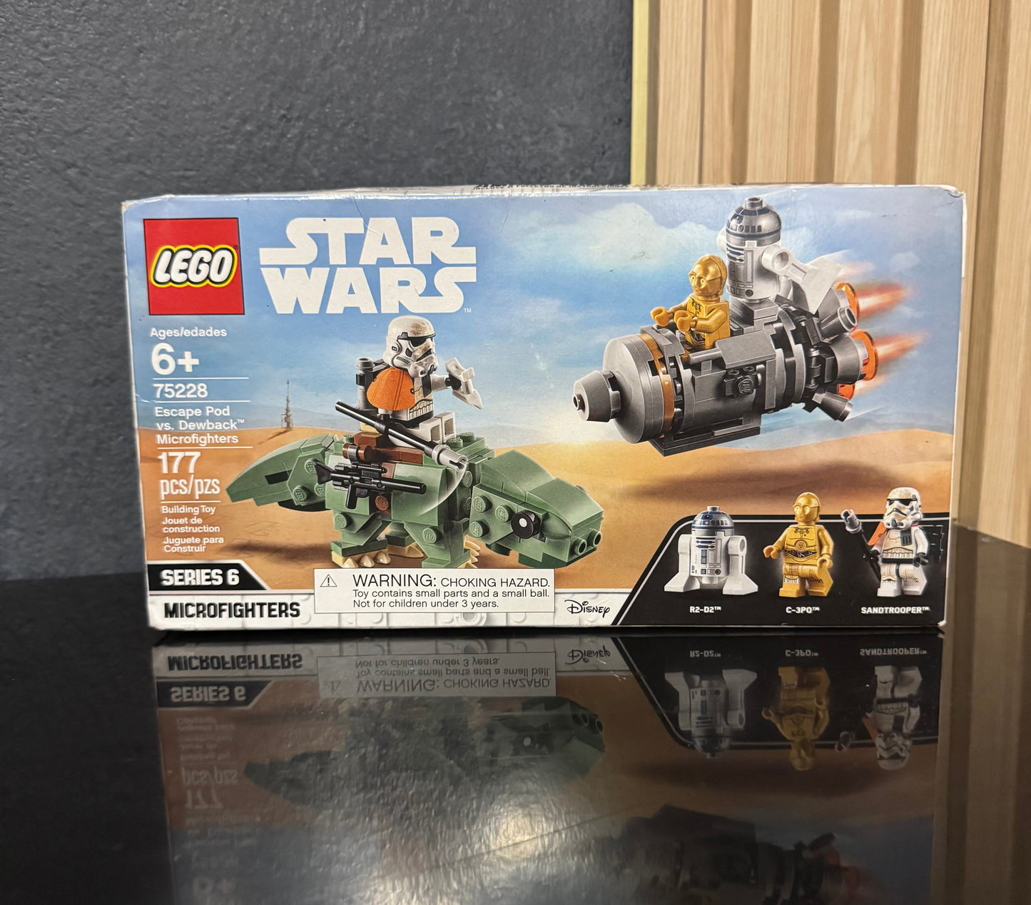 LEGO Star Wars: Escape Pod vs. Dewback Microfighters (75228)